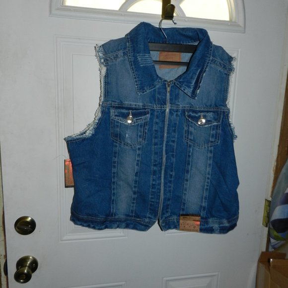 STONED WASHED BLUE JEAN VEST ZIPUP AMETHYST WOMENS PLUS SIZE 2X NEW/NWT! - Picture 1 of 13